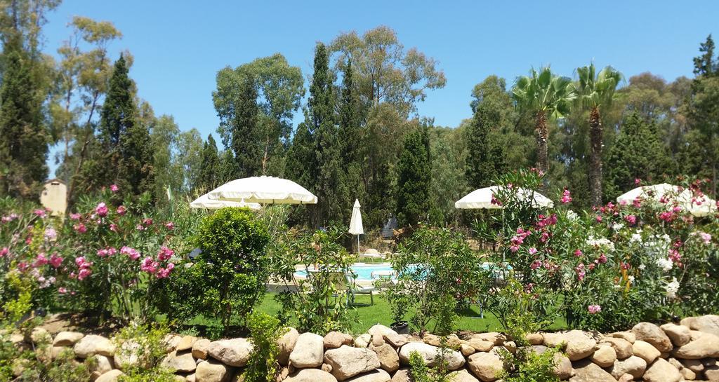 Camping Village Flumendosa 산타마르게리타디풀라 외부 사진
